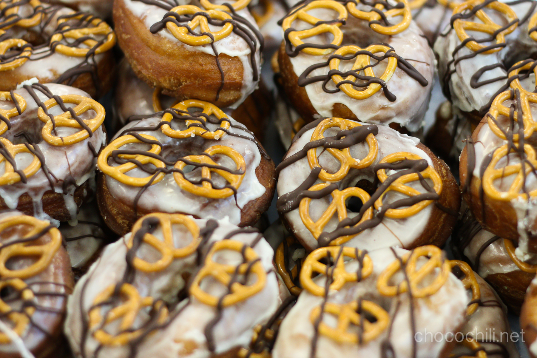 pretzel-donitsit