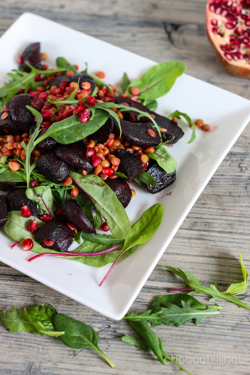 punajuuri-linssisalaatti